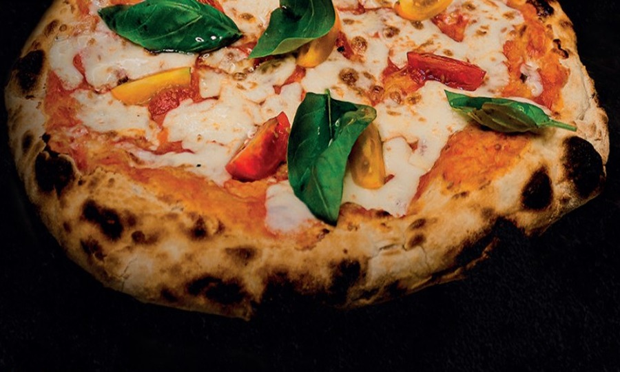 Lei Classica farcita e cotta — Lei la Pizza